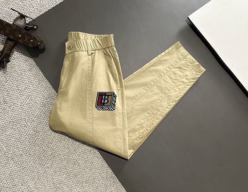 バーバリー スーパーコピー 新しい伸縮性のあるカジュアルパンツ
