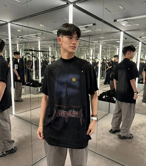 バレンシアガスーパーコピー  パリエッフェル塔半袖Tシャツ