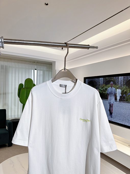 ディオール 新しいタグ刺繍半袖Tシャツ