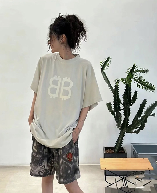 バレンシアガスーパーコピー 最新のビットコインプリント半袖Tシャツ