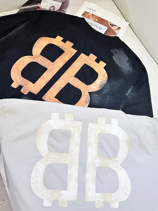 バレンシアガスーパーコピー 最新のビットコインプリント半袖Tシャツ