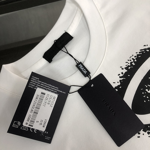プラダコピー 新しい半袖Tシャツ