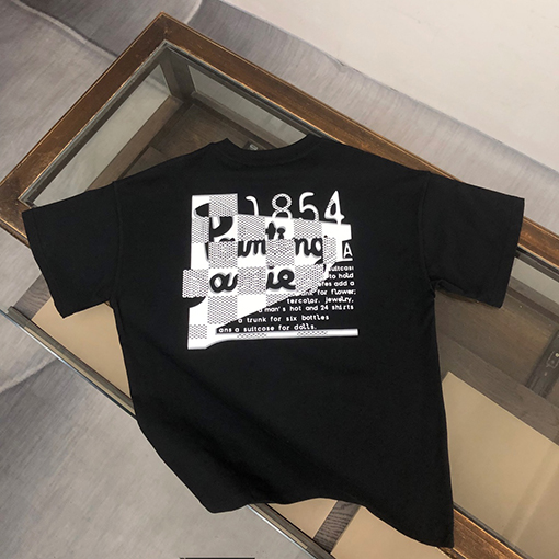 バレンシアガコピー プリントデザインクルーネック半袖Tシャツ
