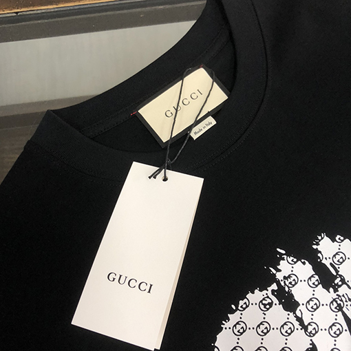 グッチ   プリント文字デザインクルーネック半袖Tシャツ