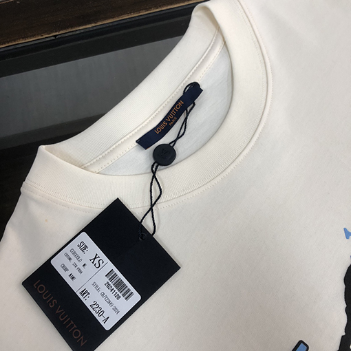 ルイヴィトンスーパーコピー 新しい要素プリントデザインクルーネック半袖Tシャツ