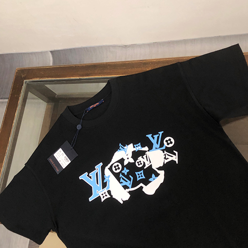 ルイヴィトンスーパーコピー 新しい要素プリントデザインクルーネック半袖Tシャツ
