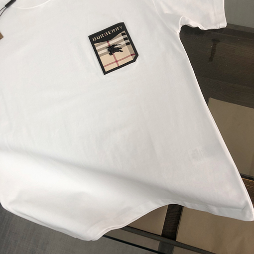 バーバリー   カウンターと同じタイプの丸首半袖Tシャツ