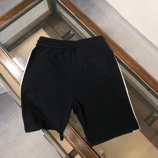 グッチ   ショーツの端のジャカード織りのステッチ