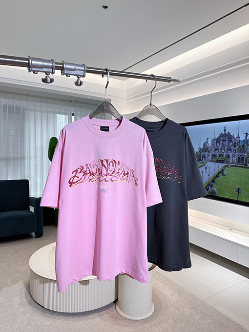 バレンシアガスーパーコピー 落書きフレイムレター半袖Tシャツ