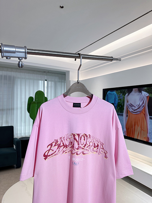 バレンシアガスーパーコピー 落書きフレイムレター半袖Tシャツ