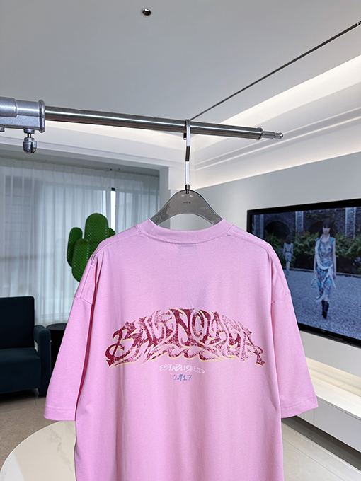 バレンシアガスーパーコピー 落書きフレイムレター半袖Tシャツ