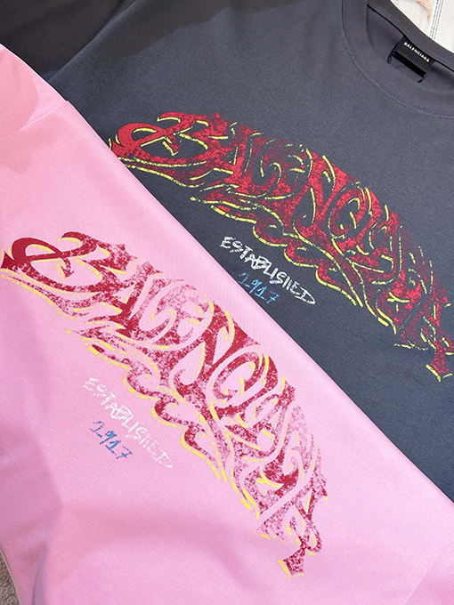 バレンシアガスーパーコピー 落書きフレイムレター半袖Tシャツ