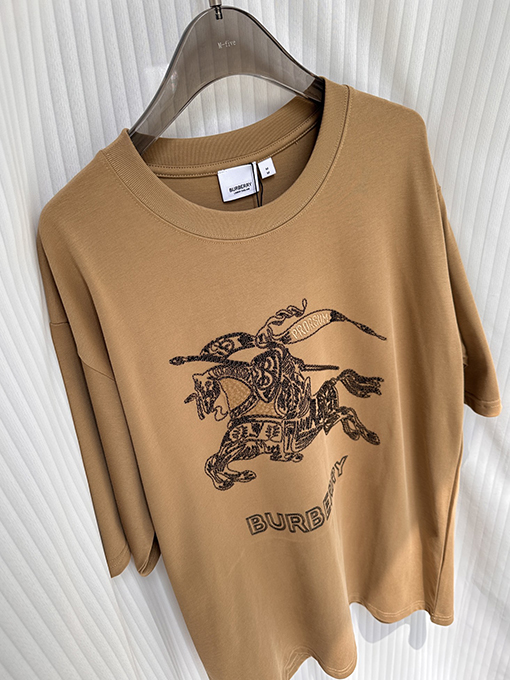 バーバリーコピー 胸に刺繍された軍馬半袖Tシャツ