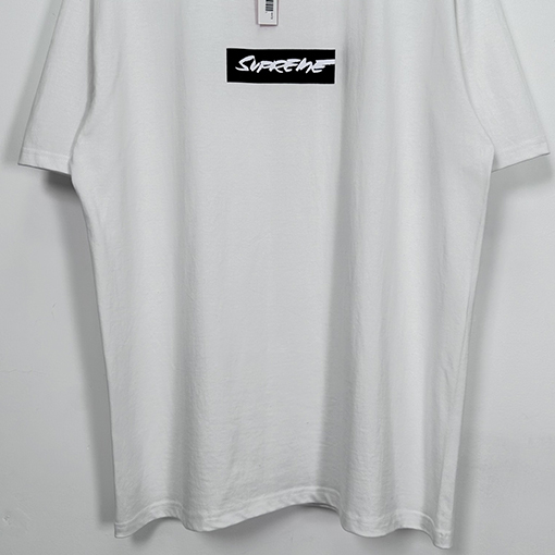 シュプリームスーパーコピー フューチュラ ボックス ロゴ Tシャツ