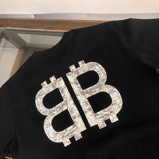 バレンシアガコピー   プリントロゴ半袖Tシャツ