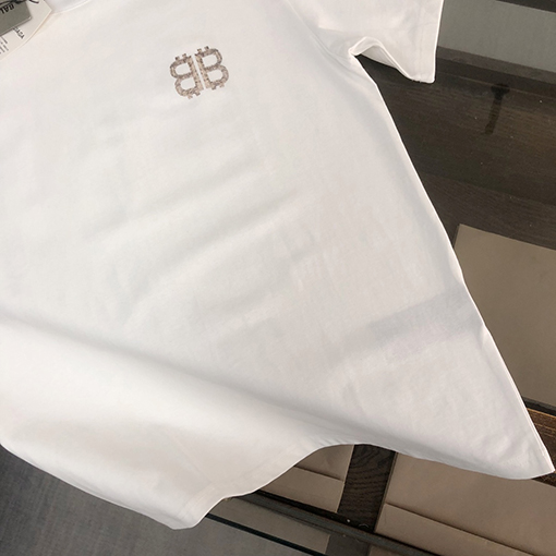 バレンシアガコピー   プリントロゴ半袖Tシャツ