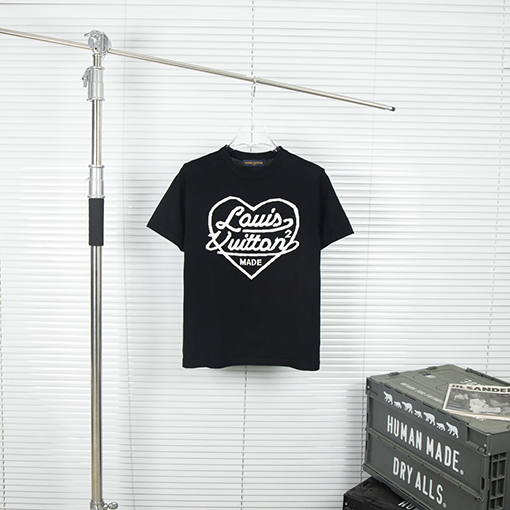 ルイヴィトン 春の新しい愛のハートニット半袖Tシャツ