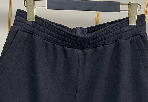 ジバンシイ   最新のアルファベットパンツ