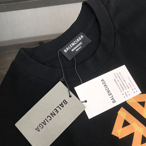 バレンシアガ 最新のカップル半袖Tシャツ