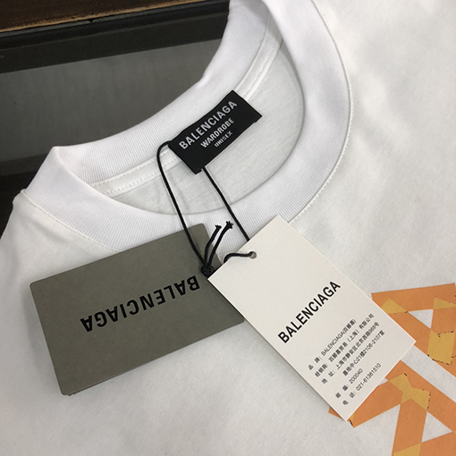 バレンシアガ 最新のカップル半袖Tシャツ
