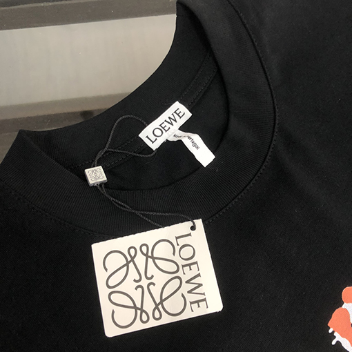ロエベスーパーコピー トッププリントクラフトパターンコントラストロゴ半袖Tシャツ