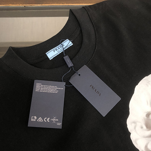 プラダ プリント加工ロゴ半袖Tシャツ