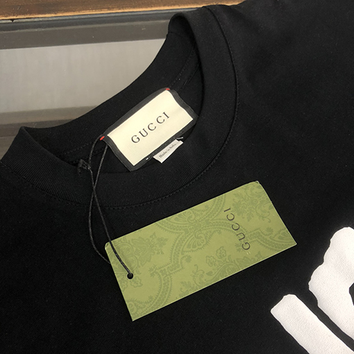 グッチ  プリントロゴ半袖Tシャツ