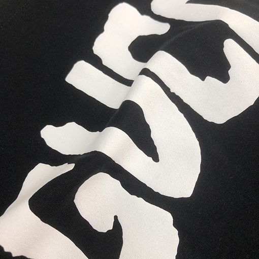 グッチ  プリントロゴ半袖Tシャツ