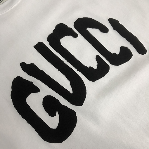 グッチ  プリントロゴ半袖Tシャツ