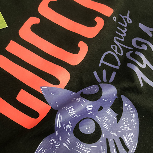 グッチコピー  プリント加工ロゴ半袖Tシャツ