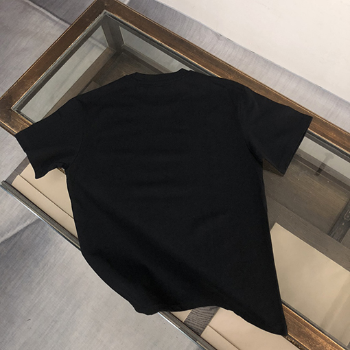 グッチコピー  プリント加工ロゴ半袖Tシャツ