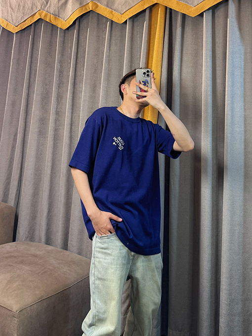 ルイヴィトンスーパーコピー 新しいピン編み半袖Tシャツ