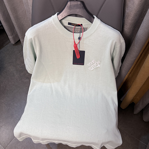ルイヴィトンスーパーコピー 新しいピン編み半袖Tシャツ