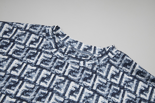 フェンディ   デジタル モノグラムの新しい半袖シャツ