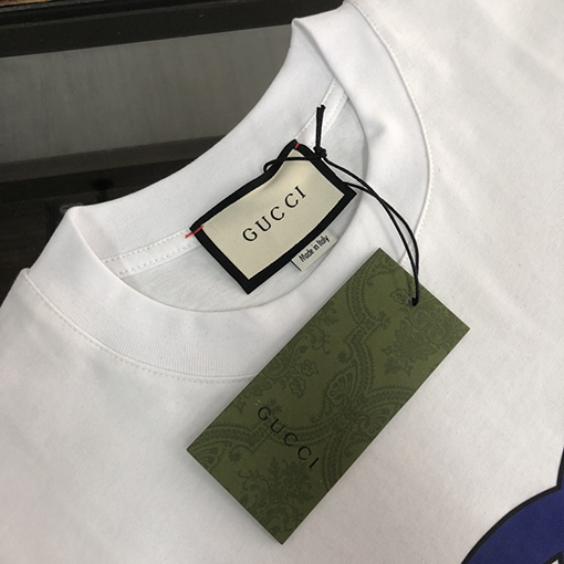 グッチスーパーコピー   トッププリントクラフトパターンロゴ半袖Tシャツ
