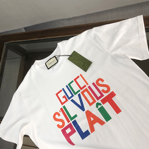 グッチ   プリント アルファベットパターンロゴ半袖Tシャツ