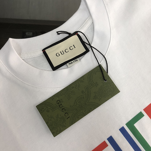 グッチ   プリント アルファベットパターンロゴ半袖Tシャツ