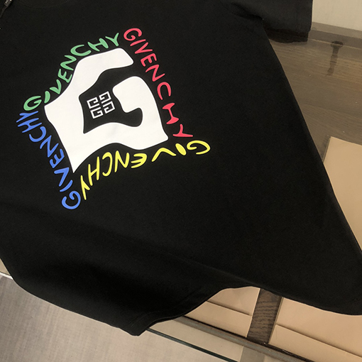 ジバンシイコピー   新しい要素パターンプリントカップル半袖Tシャツ