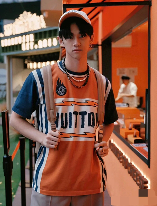 ルイヴィトン 新しい炎のニット半袖Tシャツ