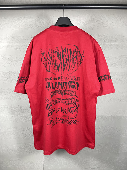 バレンシアガ   ドラゴンイヤー限定プリント半袖Tシャツ