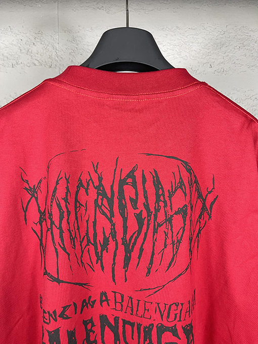 バレンシアガ   ドラゴンイヤー限定プリント半袖Tシャツ