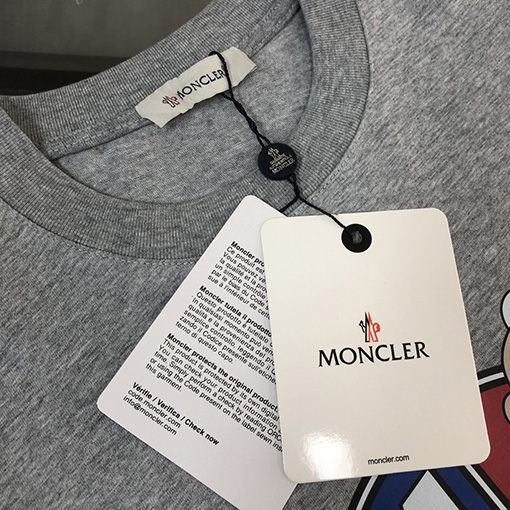 モンクレールスーパーコピー プリントロゴ半袖Tシャツ