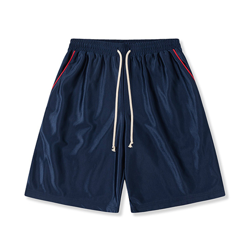 グッチ 赤と緑のストライプのショートパンツ