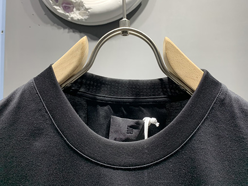 ジバンシイ   ユニコーン刺繍半袖Tシャツ