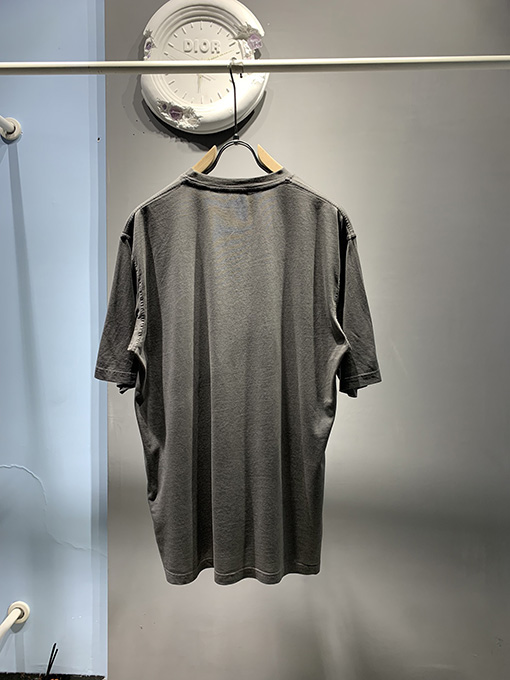 バーバリー 塩を炒めて水を洗って古い半袖Tシャツを作る