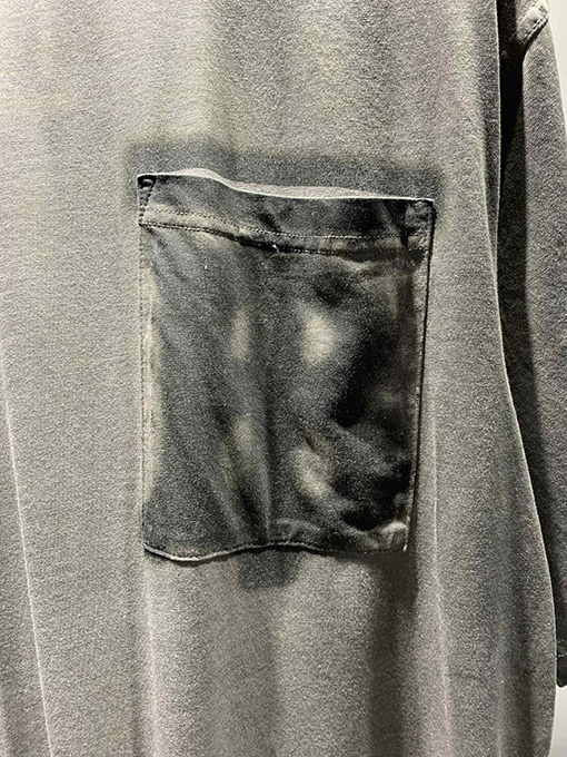 バーバリー 塩を炒めて水を洗って古い半袖Tシャツを作る