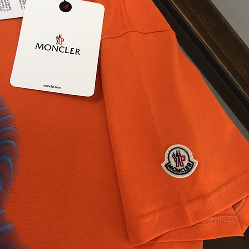 モンクレール プリントロゴ半袖Tシャツ