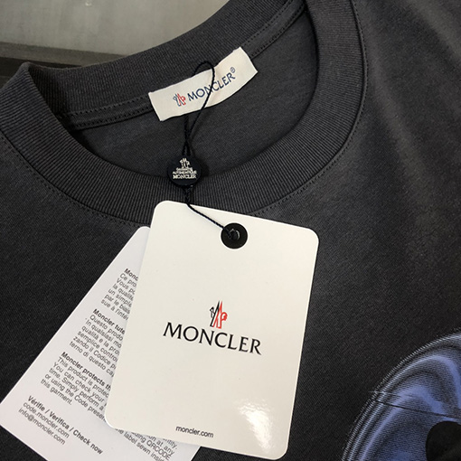 モンクレール プリントロゴ半袖Tシャツ