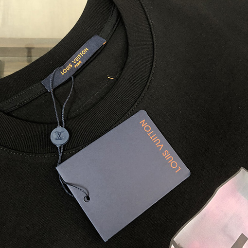 ルイヴィトン プリントロゴ柄半袖Tシャツ