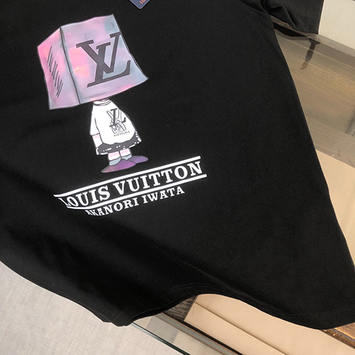 ルイヴィトン プリントロゴ柄半袖Tシャツ